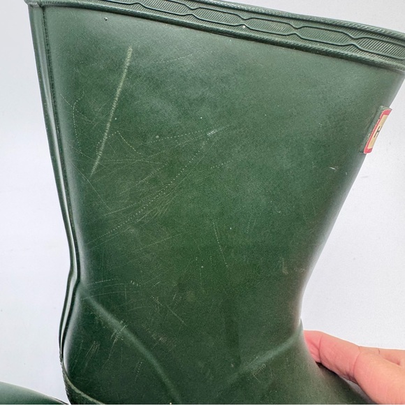 Hunter Classic Green Rain Boots Youth Size 8 US Pull On Rubber Rain Boots - Picture 5 of 9